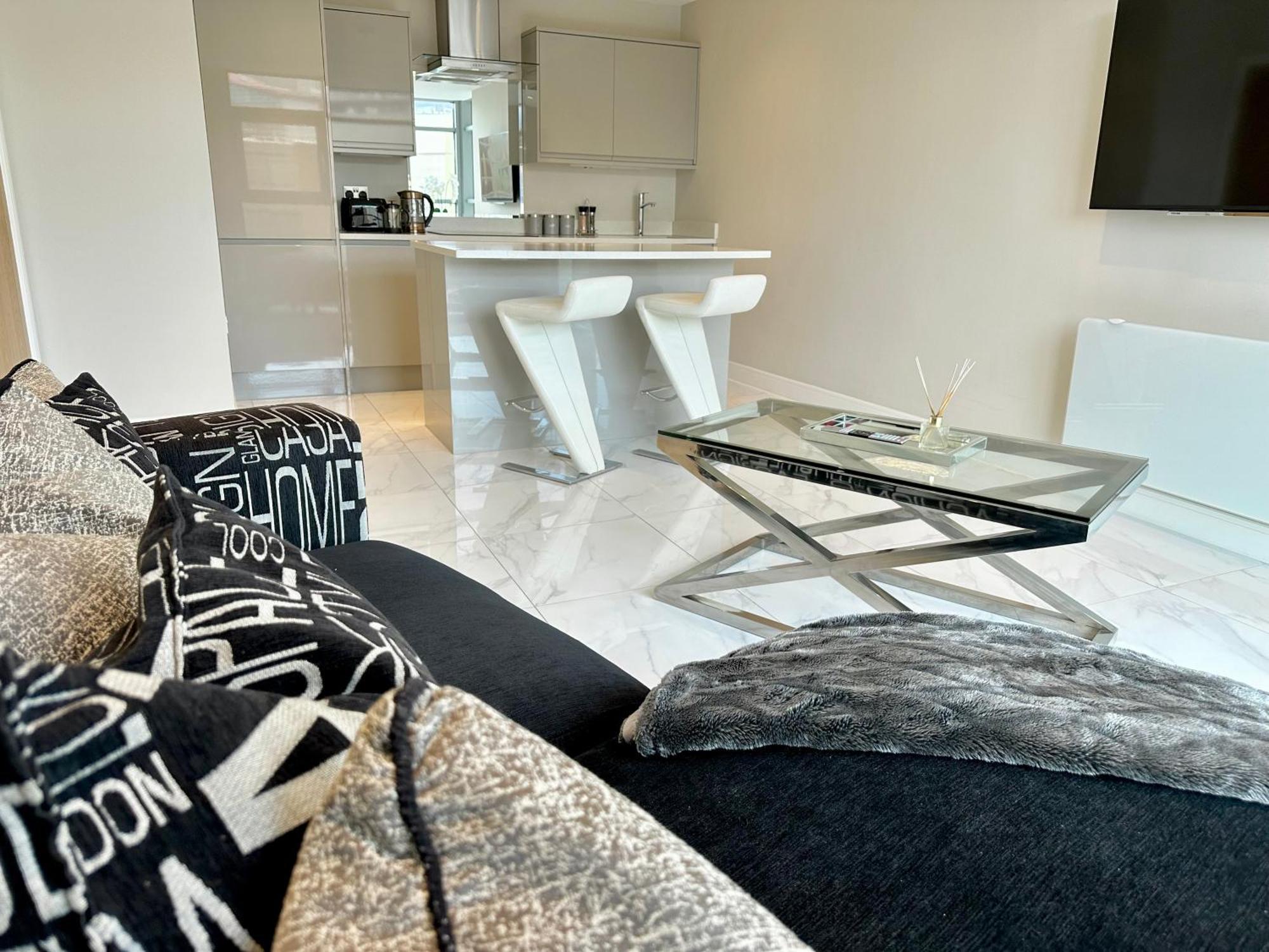 Superior Apartment In Cardiff City Centre Exterior foto